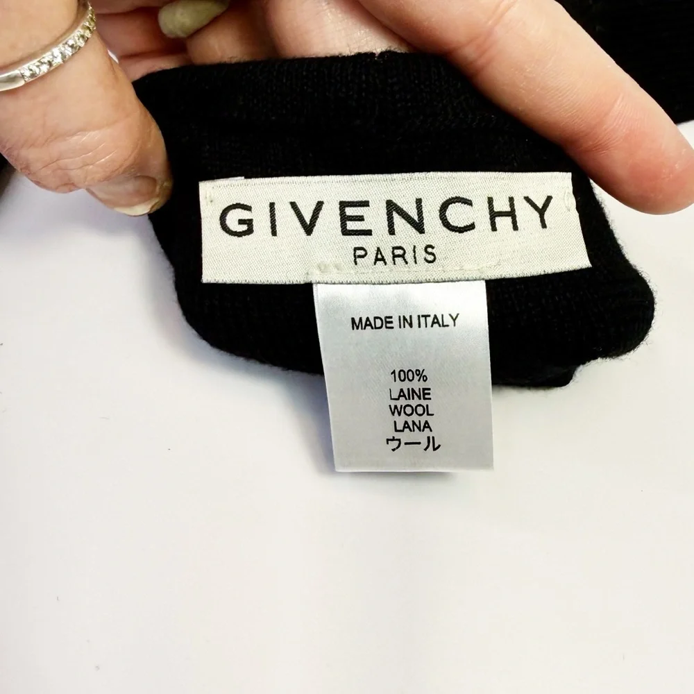 Givenchy Black Logo Knit Gloves - Picture 5 of 5